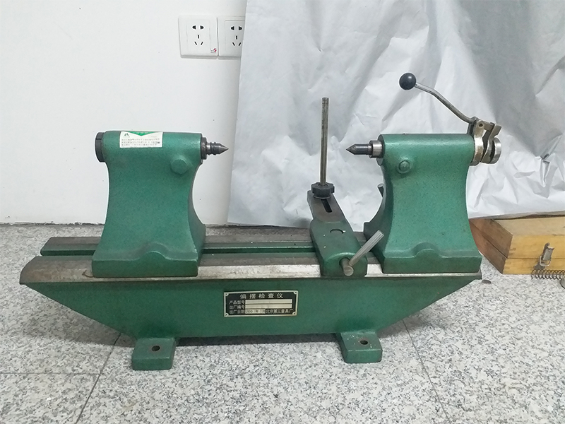 偏摆检查仪